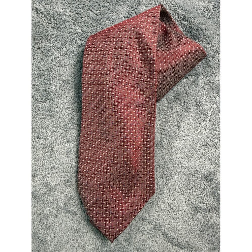 Kenneth Cole New York Mens Silk Tie Red‎ Geometric Woven Pattern Hand Made